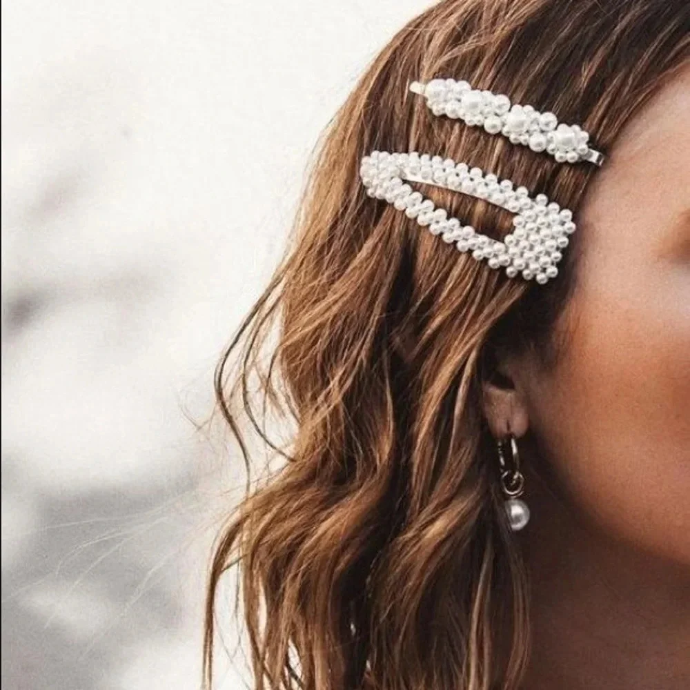 Pearl Hair Clips (9 count)